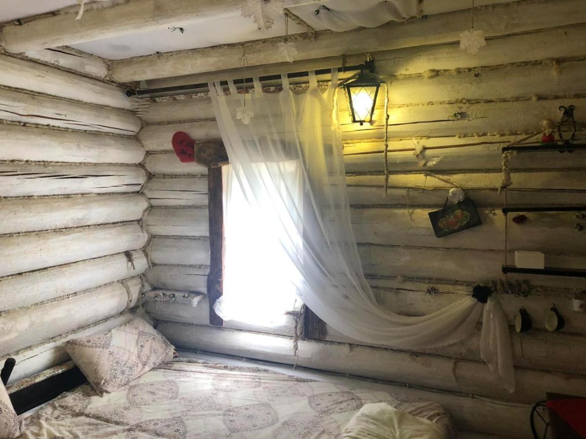 Hotel Piatkovskiy Pilipets Buitenkant foto