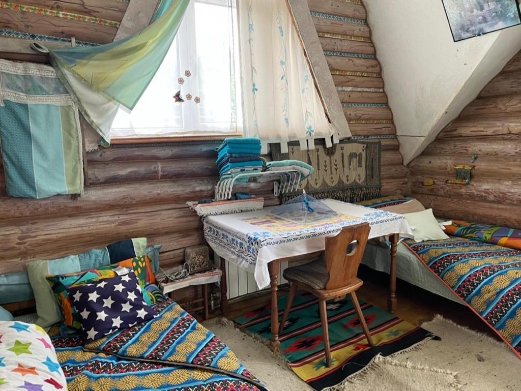 Hotel Piatkovskiy Pilipets Buitenkant foto